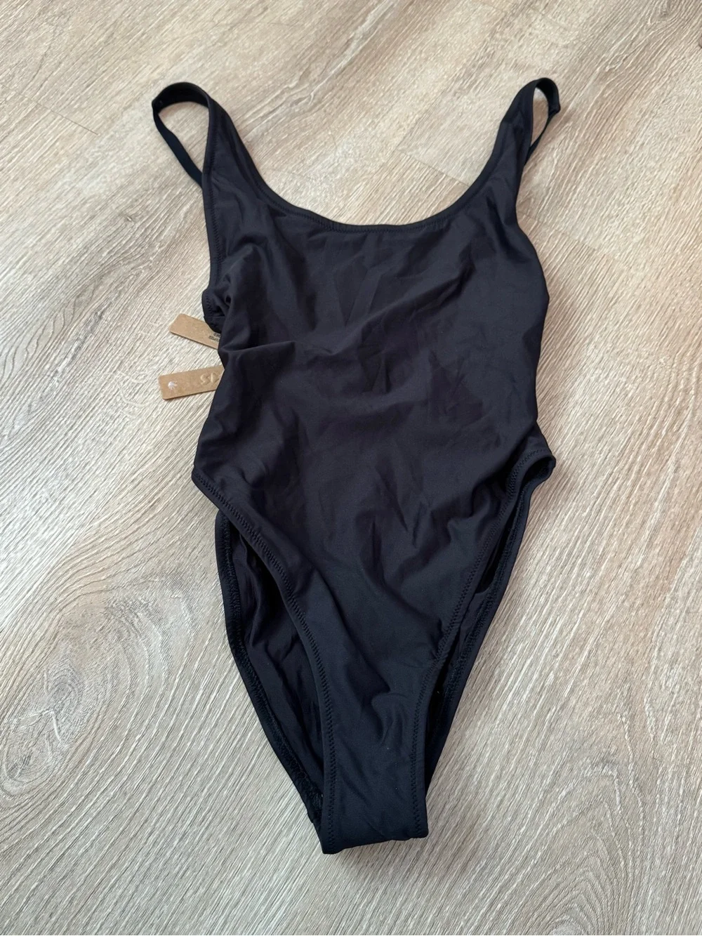 SKIMS SIGNATURE SWIM SCOOP NECK ONE PIECE ONYX XS